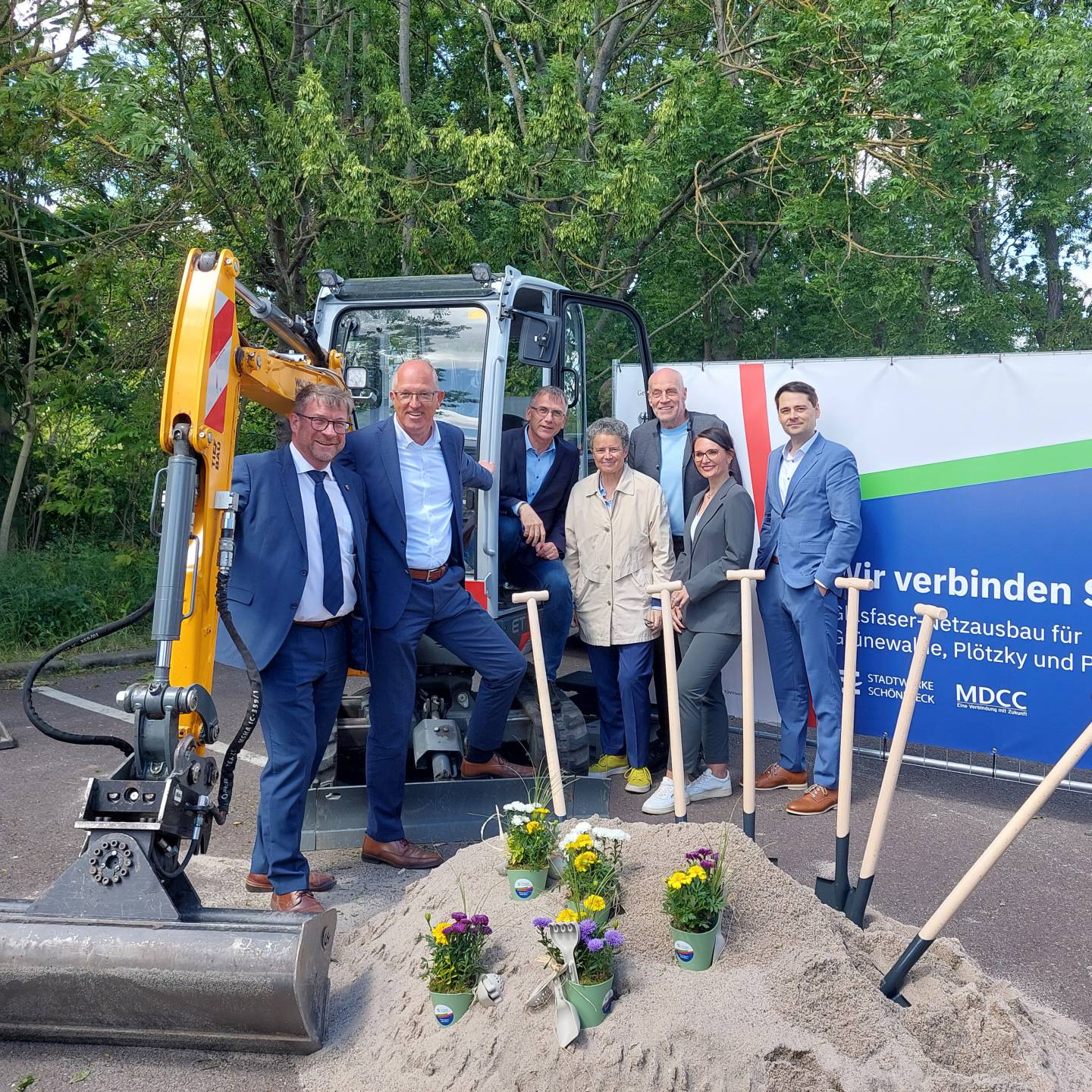 Spatenstich für Highspeed in Grünewalde, Plötzky, Pretzien